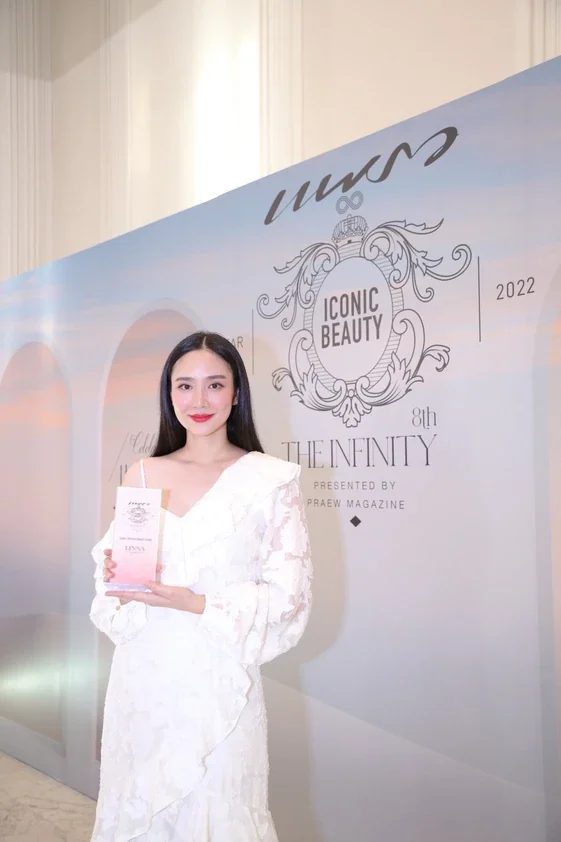 LINNA Clinic คว้ารางวัล ICONIC Beauty 2022