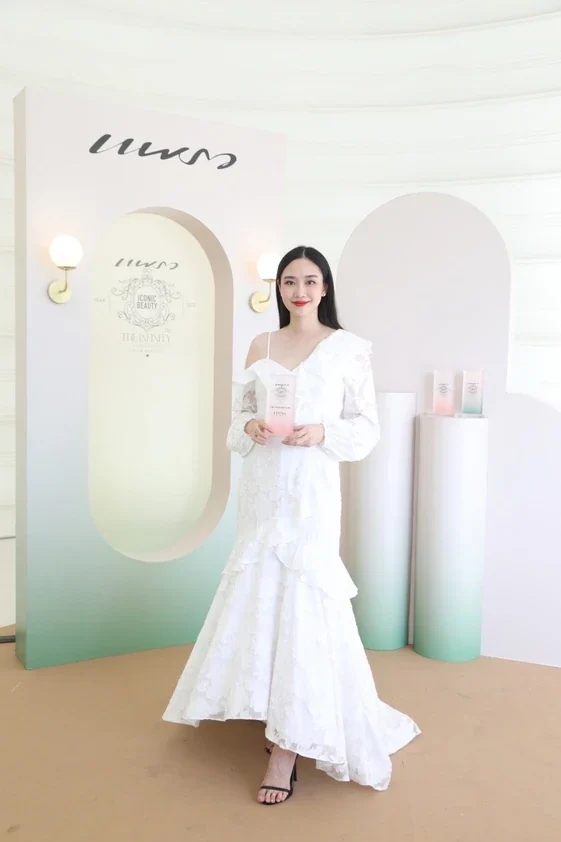 LINNA Clinic คว้ารางวัล ICONIC Beauty 2022